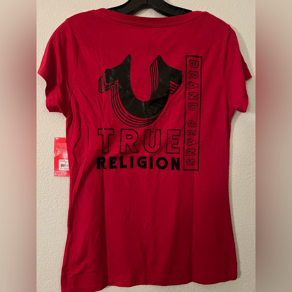 NWT True Religion v neck tshirt